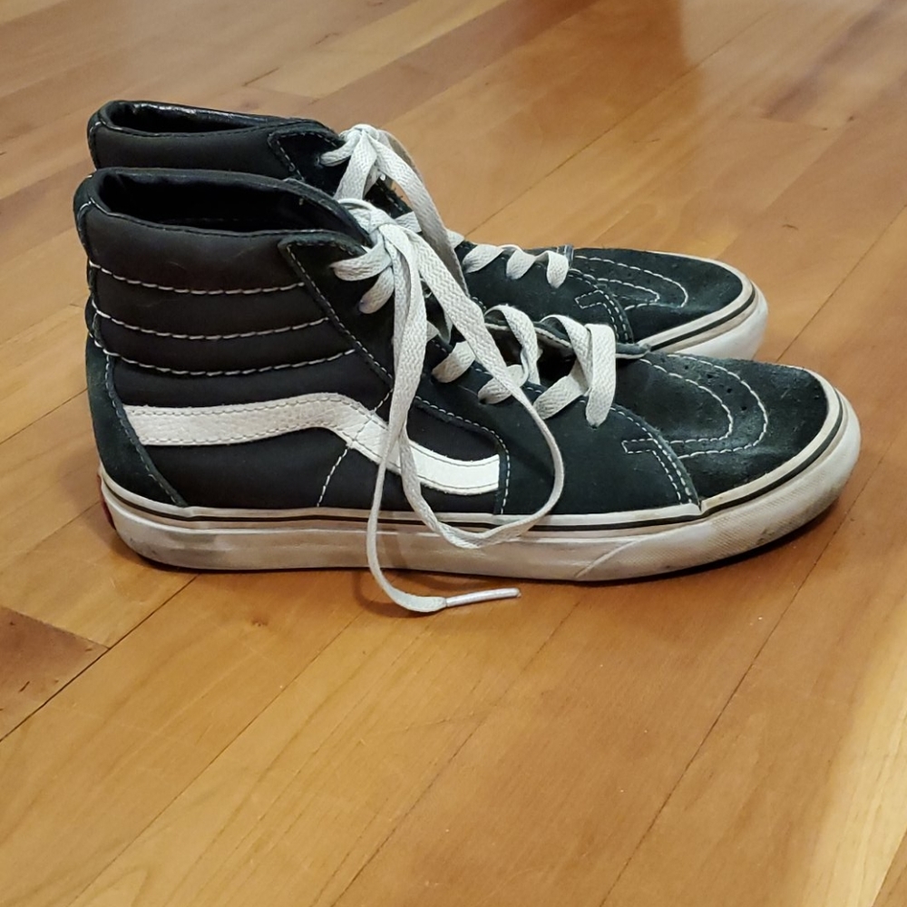 Vans Sk8-Hi Sneakers Black and White  M 5.5 W 7